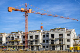 Doppingszer után életmentő gyógyszert kaphat az újlakás-piac