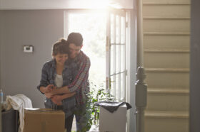 Tovább élénkült márciusban a lakáspiac, kiugró eredmények több vármegyében