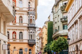 Élénkült a kereslet márciusban az országos lakáspiacon, Budapesten fordulat történt